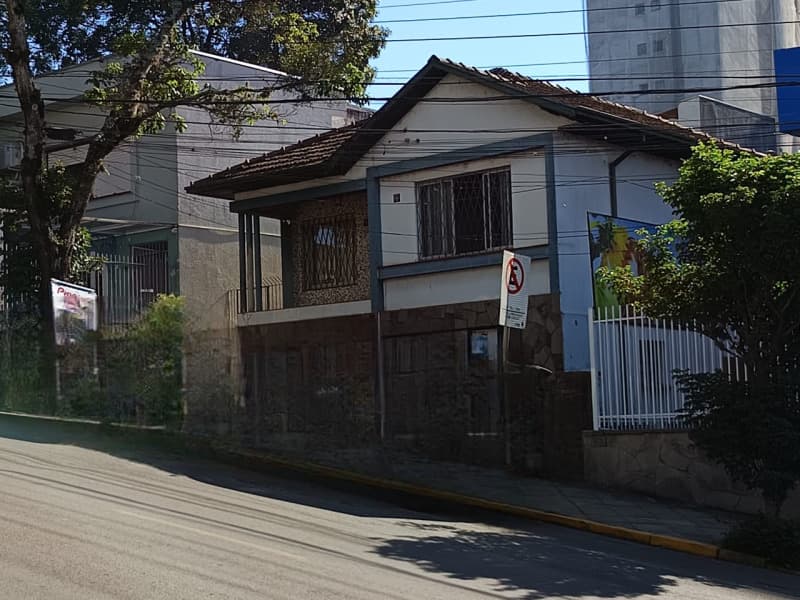 Foto 1 de 9: Terreno em leilão em Passo Fundo - RS, bairro Vila Vergueiro — LOTE 004 Imóvel