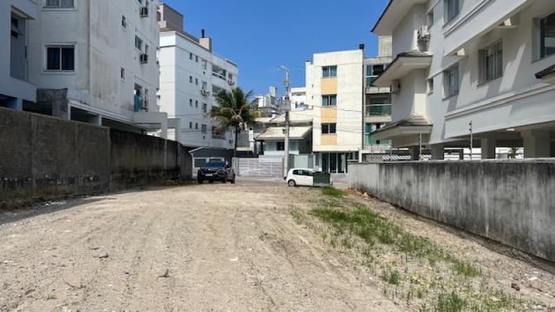 Foto 4 de 10: Terreno em leilão em Palhoça - SC — LOTE 003 Imóvel
