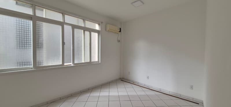 Foto 7 de 20: Apartamento em leilão em Florianópolis - SC — LOTE 004 Imóvel