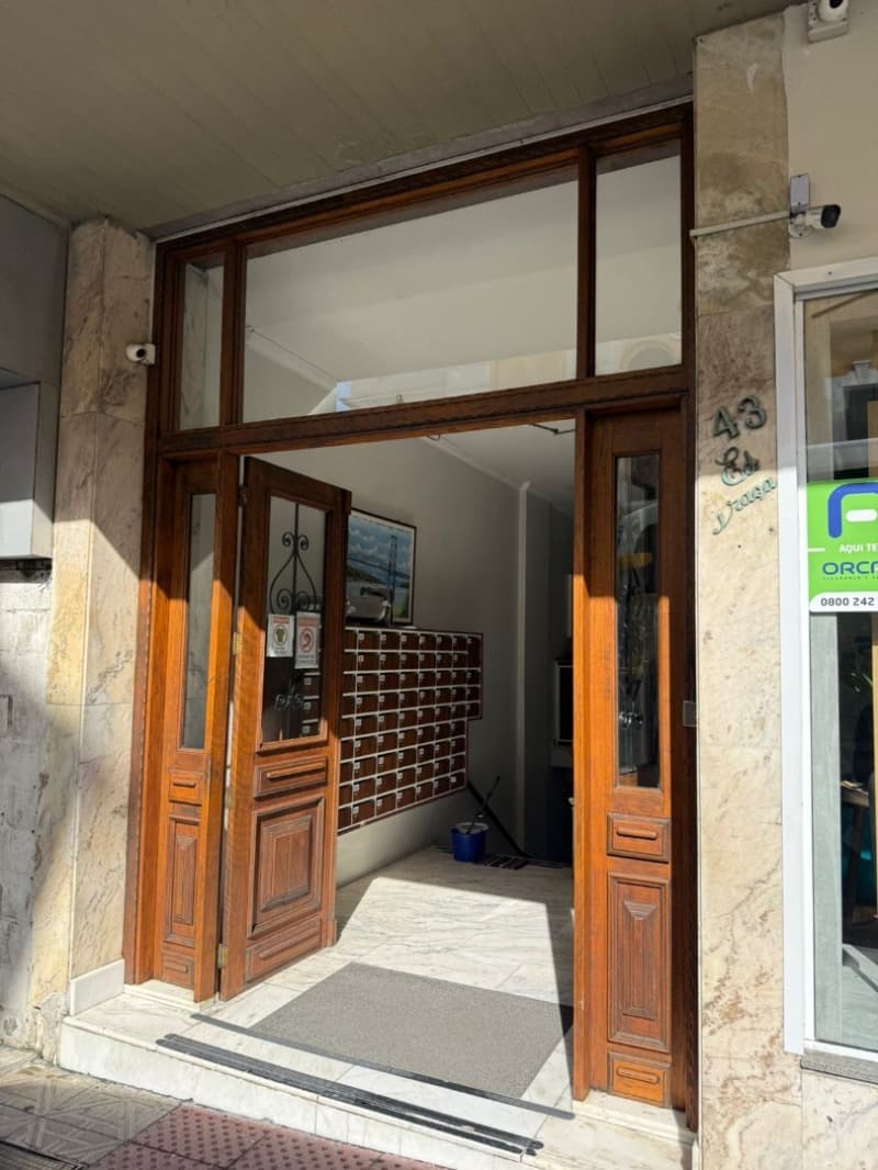 Foto 16 de 20: Apartamento em leilão em Florianópolis - SC — LOTE 004 Imóvel