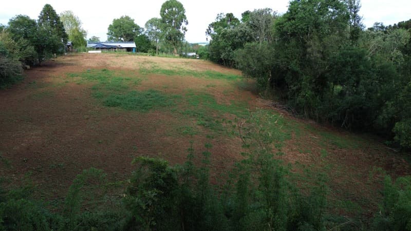 Foto 4 de 19: Terreno em leilão em Erechim - RS, bairro Paiol Grande — LOTE 001 Imovel