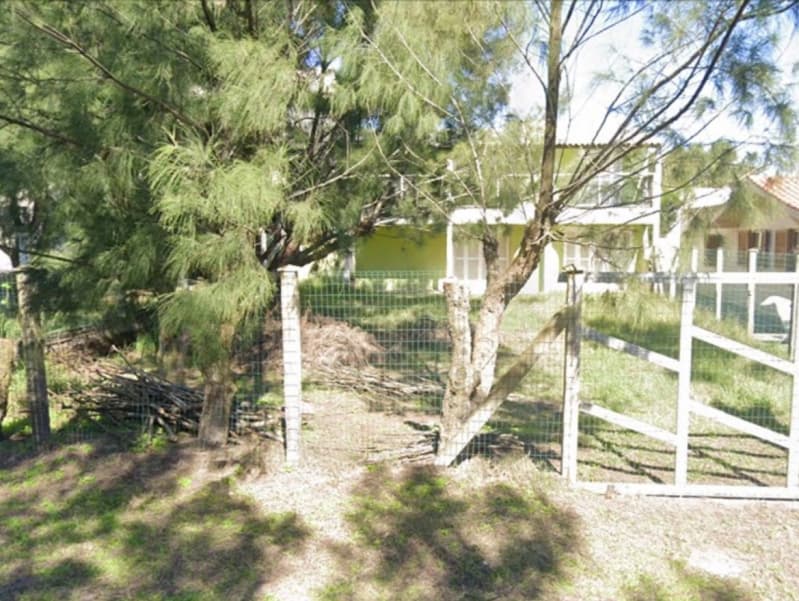 Foto 2 de 7: Terreno em leilão em Pinhal - RS — LOTE 001 TERRENO (COM CASA NÃO AVERBADA) NA PRAIA DO PINHAL/RS