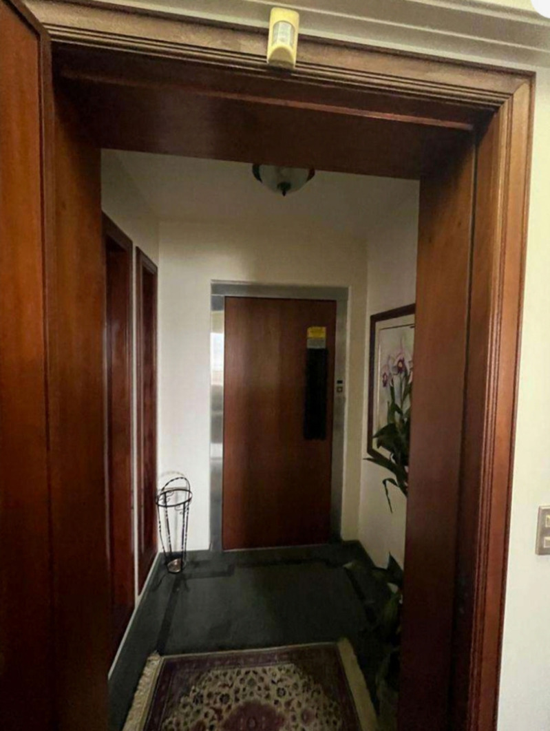 Foto 3 de 16: Apartamento em leilão em Blumenau - SC, bairro Ponta Aguda — LOTE 001 APARTAMENTO DUPLEX COBERTURA (DESOCUPADO) COM 514,69m2 E 4 VAGAS DE GARAGEM NO BAIRRO PONTA