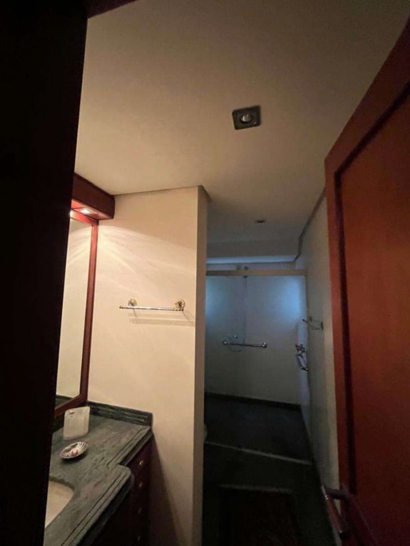 Foto 5 de 16: Apartamento em leilão em Blumenau - SC, bairro Ponta Aguda — LOTE 001 APARTAMENTO DUPLEX COBERTURA (DESOCUPADO) COM 514,69m2 E 4 VAGAS DE GARAGEM NO BAIRRO PONTA