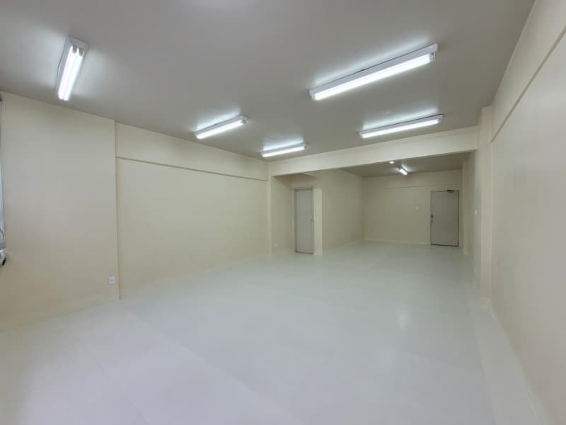 Foto 10 de 10: Comercial em leilão em Porto Alegre - RS, bairro Centro — LOTE 001 SALA (DESOCUPADA) NO EDIFÍCIO COLISEU NO BAIRRO CENTRO