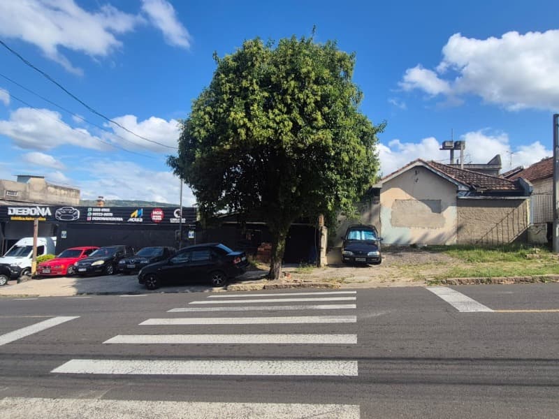Foto 4 de 6: Terreno em leilão em Porto Alegre - RS, bairro Jardim Sabará — LOTE 001 FRAÇÃO DE 50% DE TERRENO NO BAIRRO JARDIM SABARÁ/VILA IPIRANGA