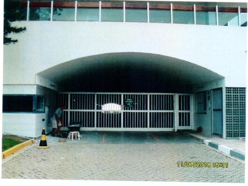 Foto 2 de 18: Apartamento em leilão em Guarujá - SP — LOTE 001 LEILÃO JUDICIAL - Direitos sob. Apto. de 154,57 m², Ed. Penhasco das Gaivotas - Guarujá, SP