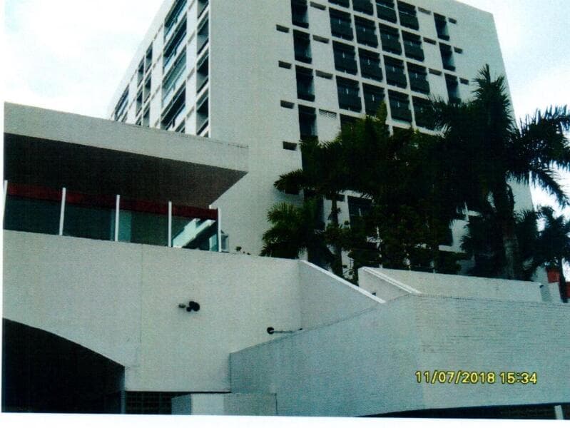 Foto 3 de 18: Apartamento em leilão em Guarujá - SP — LOTE 001 LEILÃO JUDICIAL - Direitos sob. Apto. de 154,57 m², Ed. Penhasco das Gaivotas - Guarujá, SP