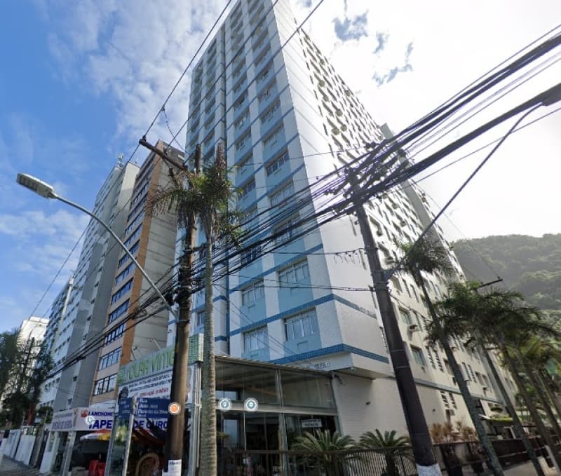 Foto 1 de 9: Apartamento em leilão em São Vicente - SP — LOTE 001 LEILÃO JUDICIAL - Apto. de 27,83 m², Edifício Blue Star - Itararé, São Vicente - SP