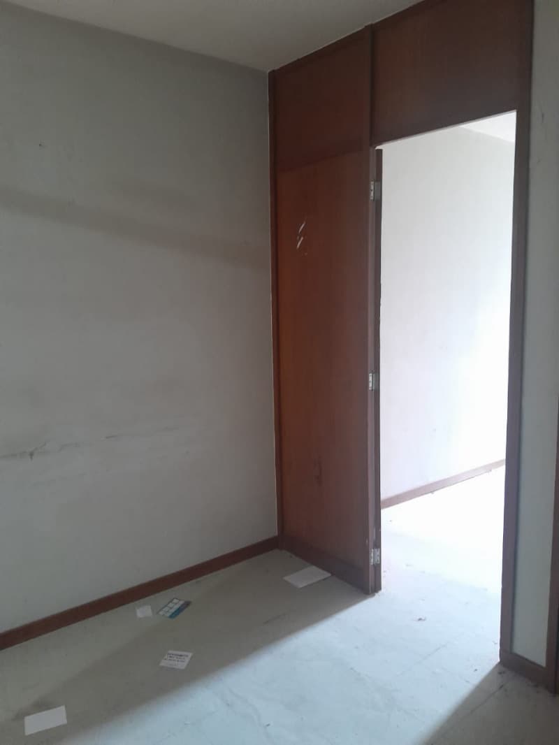 Foto 11 de 16: Comercial em leilão em Salvador - BA, bairro Caminho das Árvores — LOTE 001 01 (UMA) SALA COMERCIAL NO EDIFICIO CENTRO EMPRESARIAL IGUATEMI BLOCO "A" - SALVADOR/BA