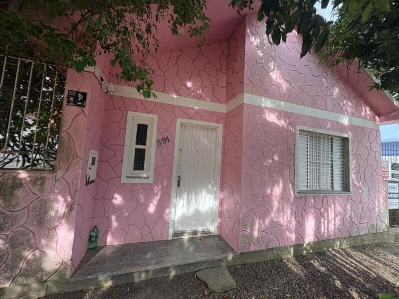 Foto 1 de 6: Terreno em leilão em São Lourenço Do Sul - RS — LOTE 002 Imóvel à Rua Santa Cruz na cidade de São Lourenço do Sul