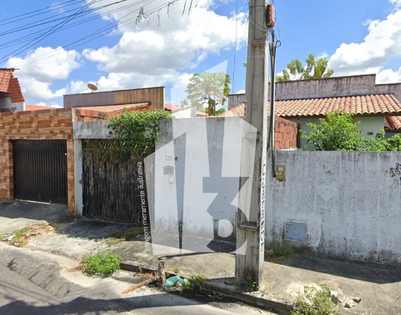 Foto 1 de 2: Casa em leilão em Horizonte - CE — LOTE 036 HORIZONTE/CE - CASA