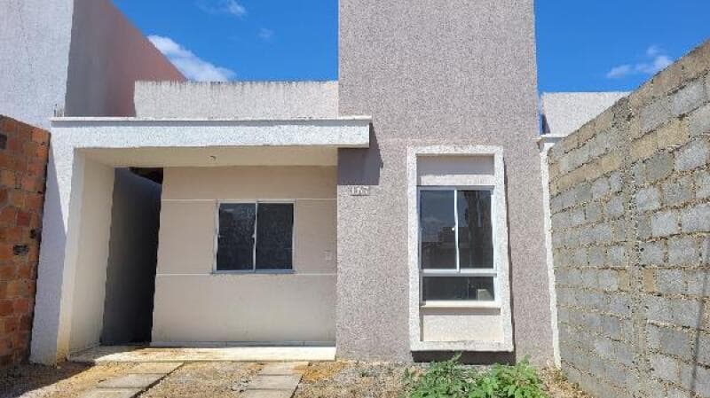 Casa em leilão em Feira De Santana - BA — LOTE 037 CJ HABITACIONAL RES FONTANA - 8787710580413