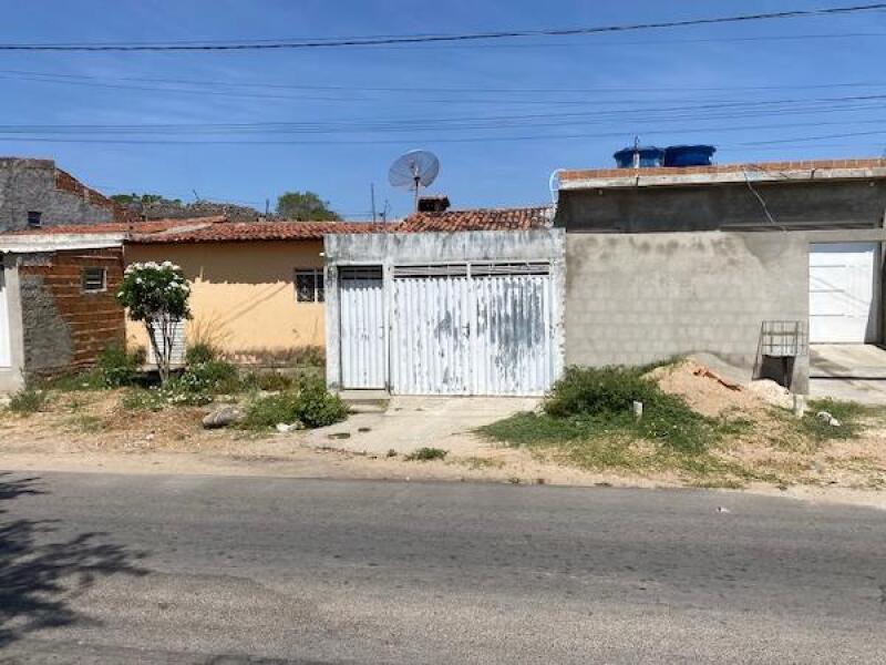 Casa em leilão em Alagoinha - PE — LOTE 204 CASA 8444415845689