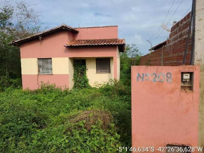 Casa em leilão em Altos - PI — LOTE 223 CASA 8444417718200