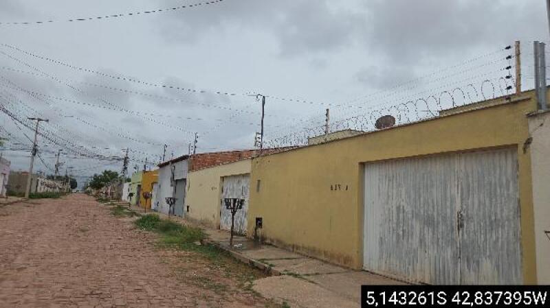 Casa em leilão em Timon - MA, bairro Joia — LOTE 083 CASA-8444422557855