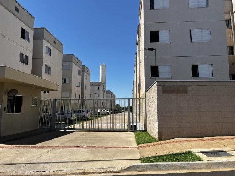 Apartamento em leilão em Londrina - PR — LOTE 210 PORTAL DO MANACA-8787708426801