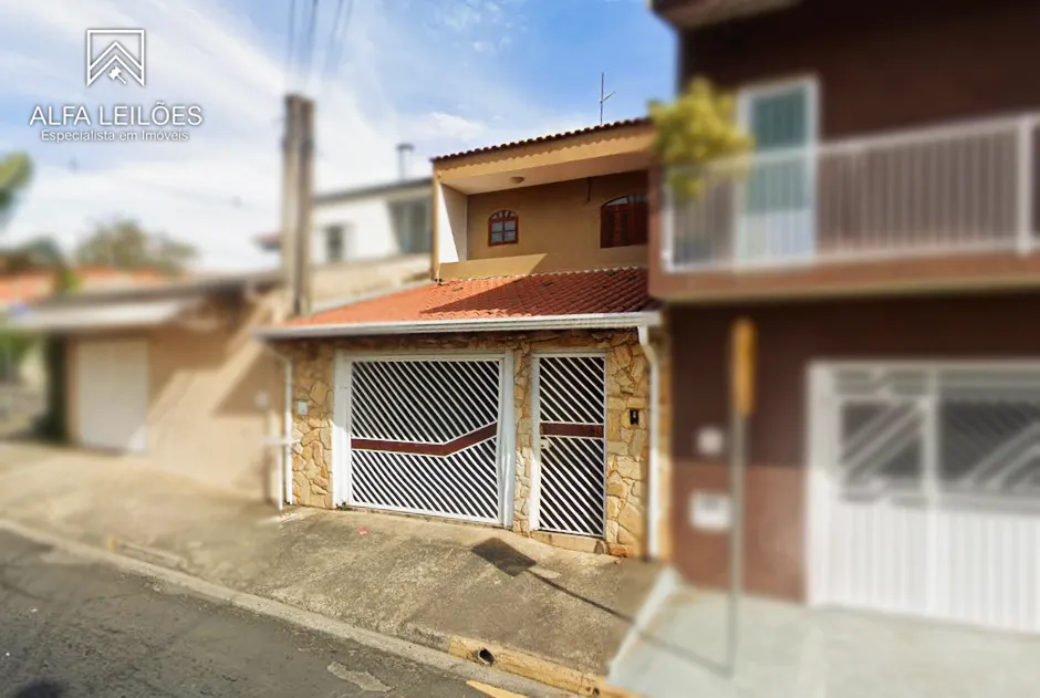 Casa em leilão em Salto - SP, bairro Loteamento Terras de São Pedro e São Paulo — Leilão De Sobrado E Casa Em Salto (sp)