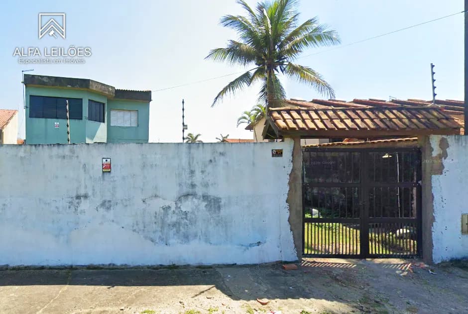 Foto 2 de 3: Casa em leilão em Itanhaém - SP — Leilão de Casa em Itanhaém (SP)