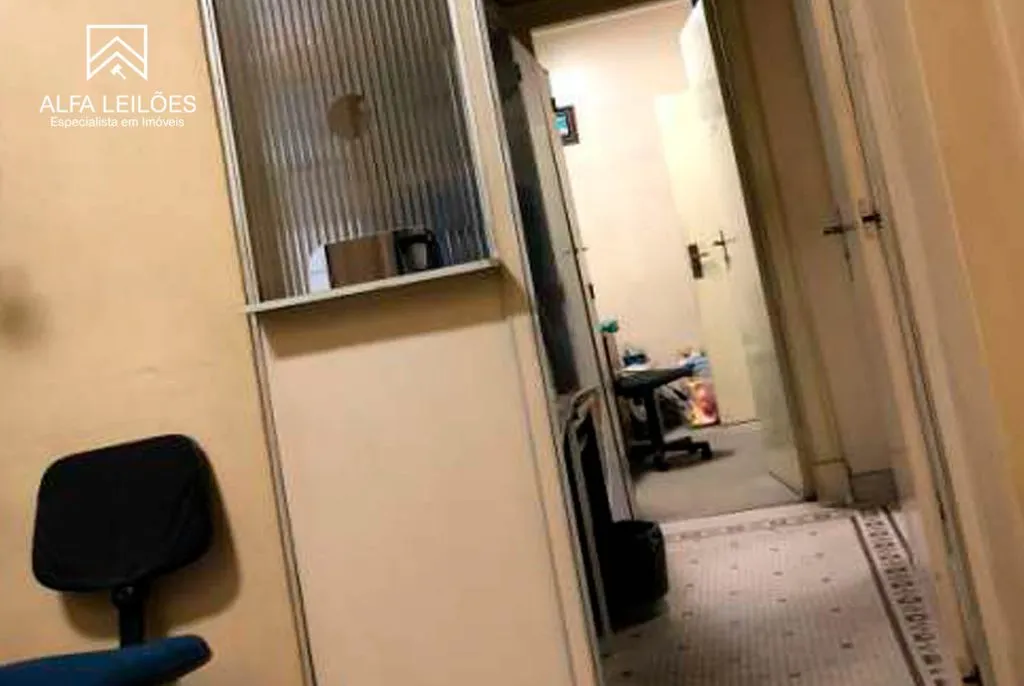 Foto 8 de 30: Comercial em leilão em São Paulo - SP, bairro Sé — Leilão de Sala Comercial no Bairro da Sé (SP)