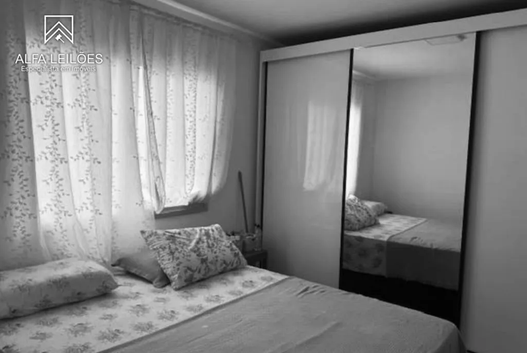 Foto 7 de 13: Apartamento em leilão em Goiânia - GO, bairro Vila São Luiz — Leilão de Apartamento em Goiânia (GO) - Lote 01 do Edital