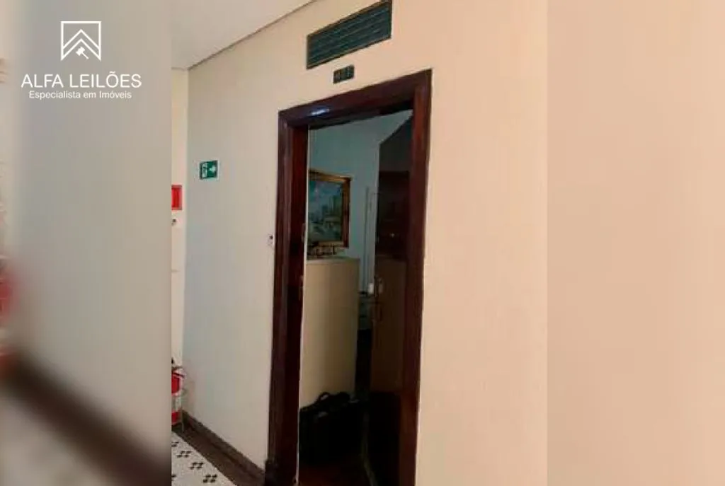 Foto 9 de 25: Comercial em leilão em São Paulo - SP, bairro República — Leilão de Sala Comercial no Bairro da República (SP)