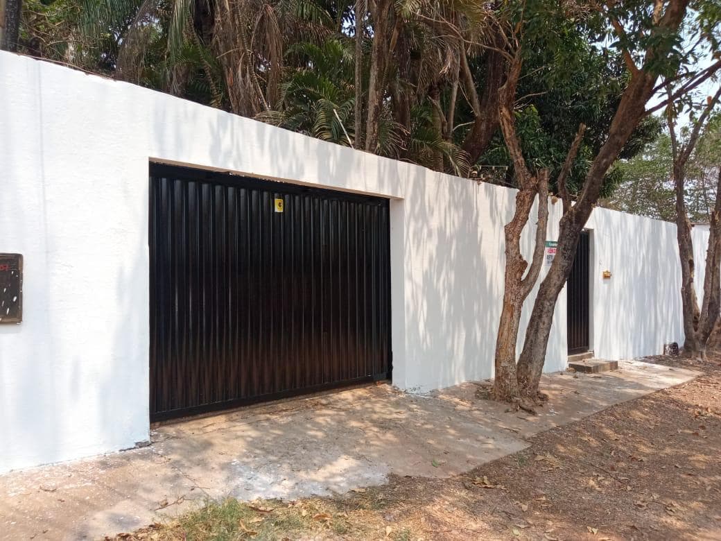 Foto 2 de 16: Casa em leilão em Cuiabá - MT — LOTE 8: Casa com 223,00 m² - Residencial Altos