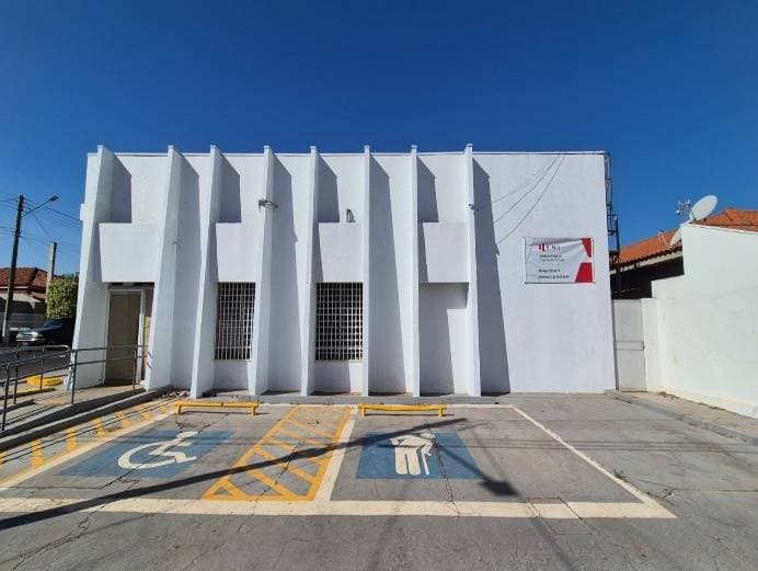 Foto 1 de 11: Comercial em leilão em Oscar Bressane - SP, bairro Centro — LOTE 13: Ex-agência, Padrão, 0 vaga(s) de garagem OSCAR BRESSANE SP