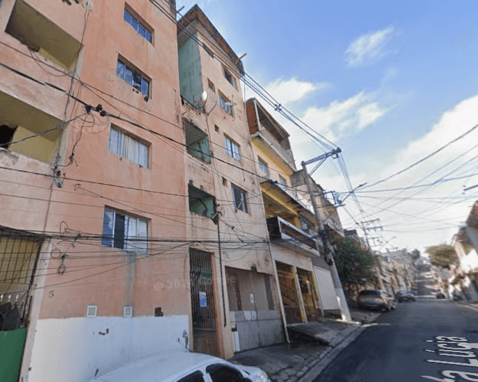 Foto 2 de 2: Terreno em leilão em Osasco - SP, bairro Padroeira — LOTE 1: Terreno com 8 casas no bairro Padroeira OSASCO SP
