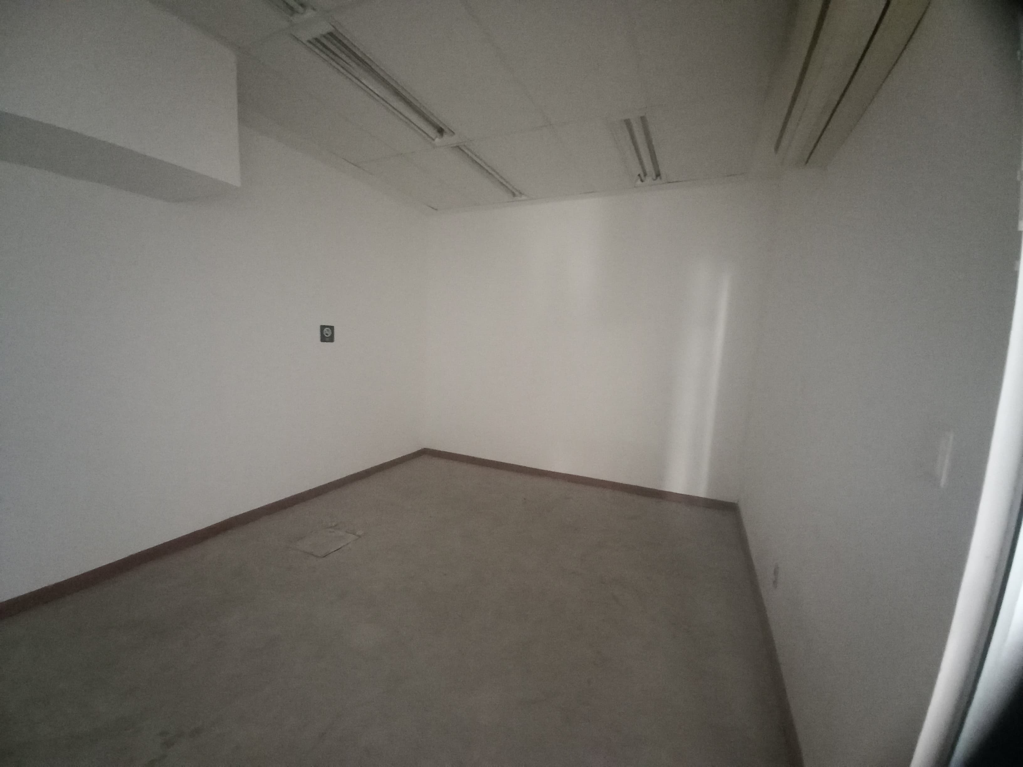 Foto 7 de 17: Comercial em leilão em Rio De Janeiro - RJ, bairro Centro — LOTE 13: Loja (térreo e subsolo) com 862,69 m² - Centro RIO DE JANEIRO RJ