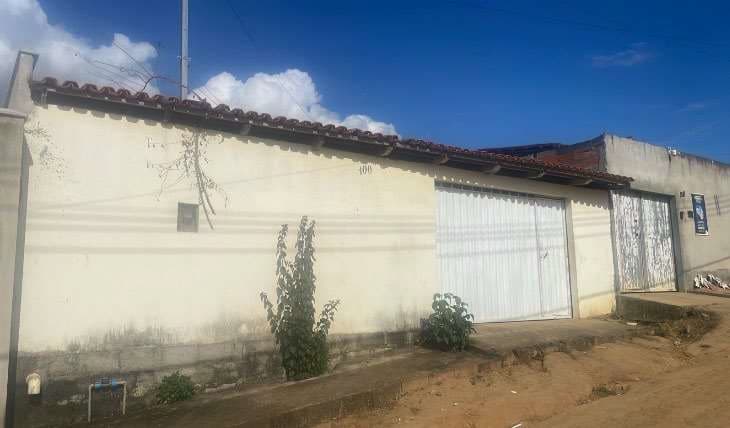 Casa em leilão em Santa Helena De Minas - MG — LOTE 14: Casa com 116,37 m² - Novo Cruzeiro SANTA HELENA DE MINAS MG
