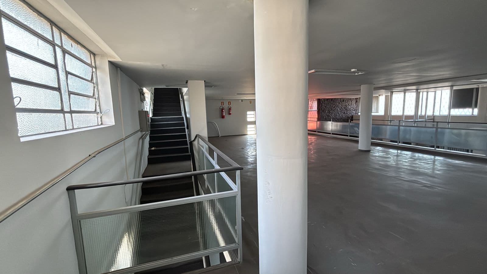 Foto 12 de 15: Comercial em leilão em São Leopoldo - RS, bairro Scharlau — LOTE 14: Prédio Comercial com 613,00 m² - Scharlau SÃO LEOPOLDO RS