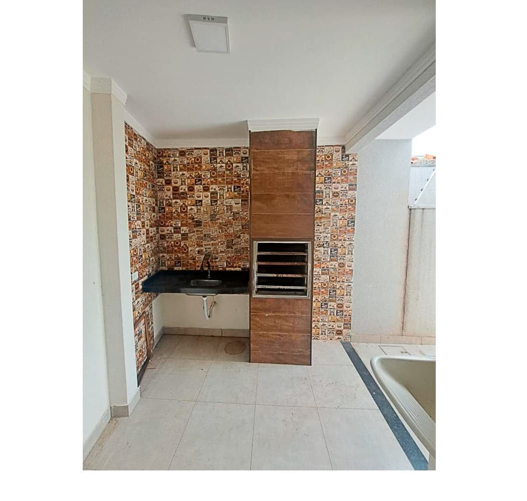 Foto 3 de 6: Casa em leilão em Sarandi - PR — LOTE 21: Casa com 80,30 SARANDI PR