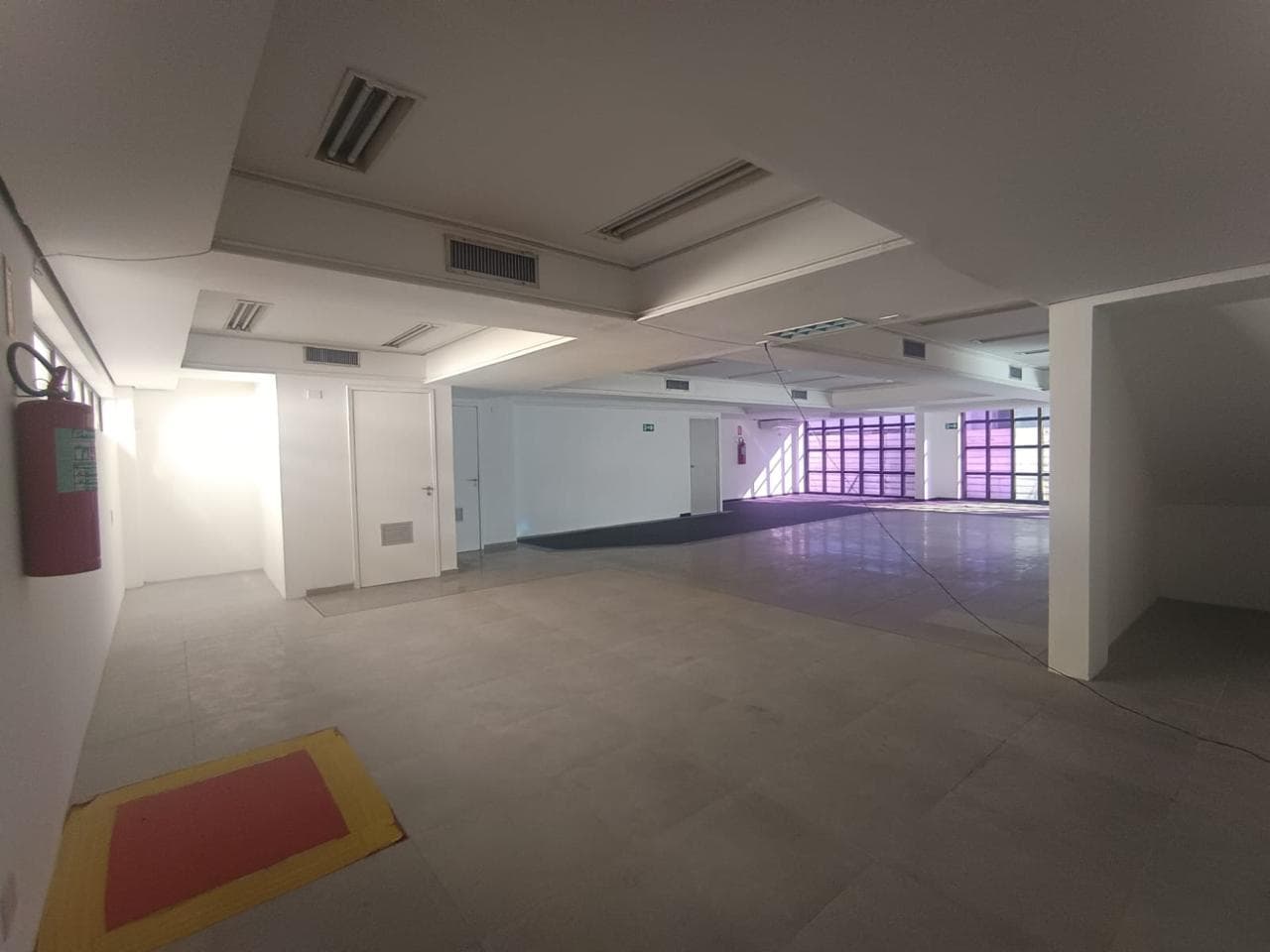 Foto 2 de 10: Comercial em leilão em Maceió - AL, bairro Farol — LOTE 1: Prédio Comercial com 618,36 m² - Farol MACEIÓ AL