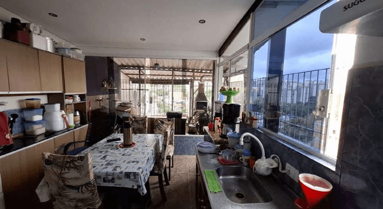 Foto 8 de 26: Casa em leilão em Osasco - SP, bairro Bandeiras — LOTE 1: Casa com 190,00m² - Bandeiras OSASCO SP
