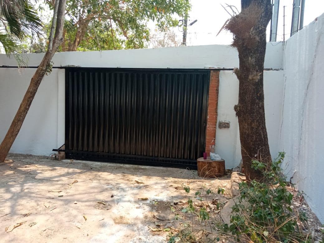 Foto 3 de 16: Casa em leilão em Cuiabá - MT — LOTE 8: Casa com 223,00 m² - Residencial Altos
