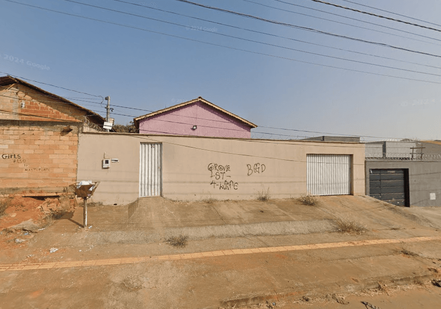 Foto 1 de 2: Casa em leilão em Aparecida De Goiânia - GO — LOTE 3: Casa com 93,41 m² - Parque Hayala