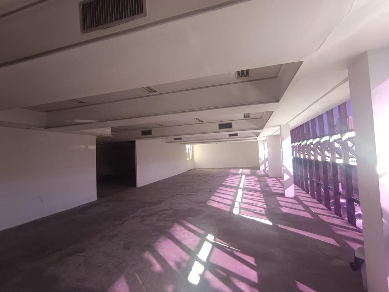 Foto 7 de 10: Comercial em leilão em Maceió - AL, bairro Farol — LOTE 1: Prédio Comercial com 618,36 m² - Farol MACEIÓ AL