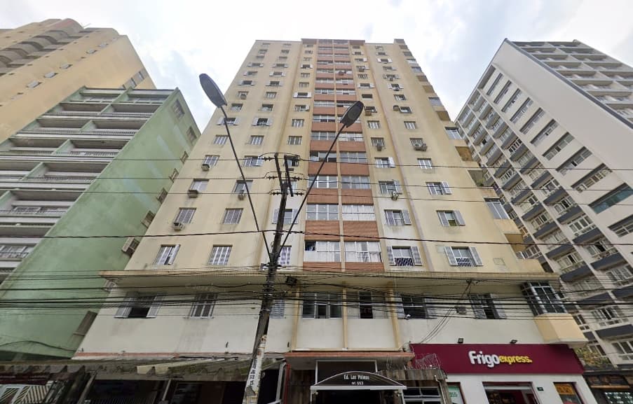 Foto 1 de 2: Apartamento em leilão em São Vicente - SP — LOTE 1: Direitos sobre apartamento - Centro