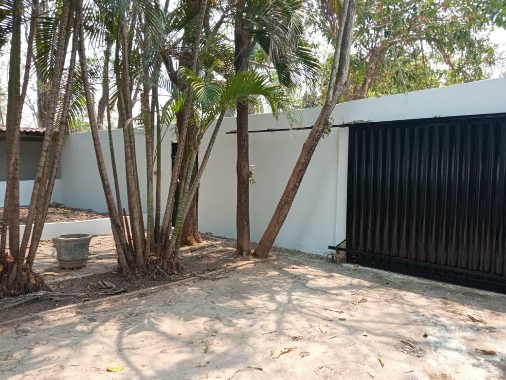 Foto 4 de 16: Casa em leilão em Cuiabá - MT — LOTE 8: Casa com 223,00 m² - Residencial Altos