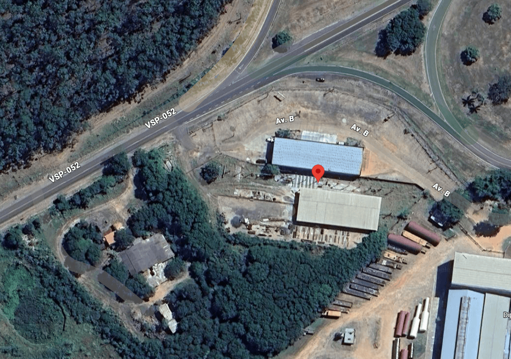 Foto 2 de 5: Comercial em leilão em Tupã - SP — LOTE 2: Galpões com área total const. de 1.727,72 m² TUPÃ SP