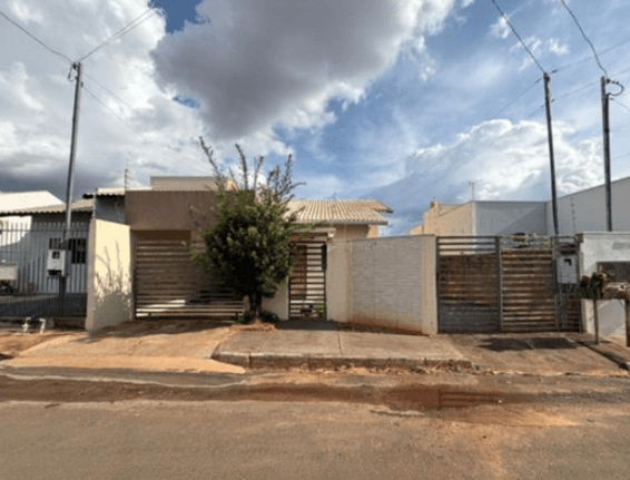 Foto 1 de 2: Casa em leilão em Tangará Da Serra - MT — LOTE 2: Casa com 75,64 m² - Jardim Tarumã TANGARÁ DA SERRA MT