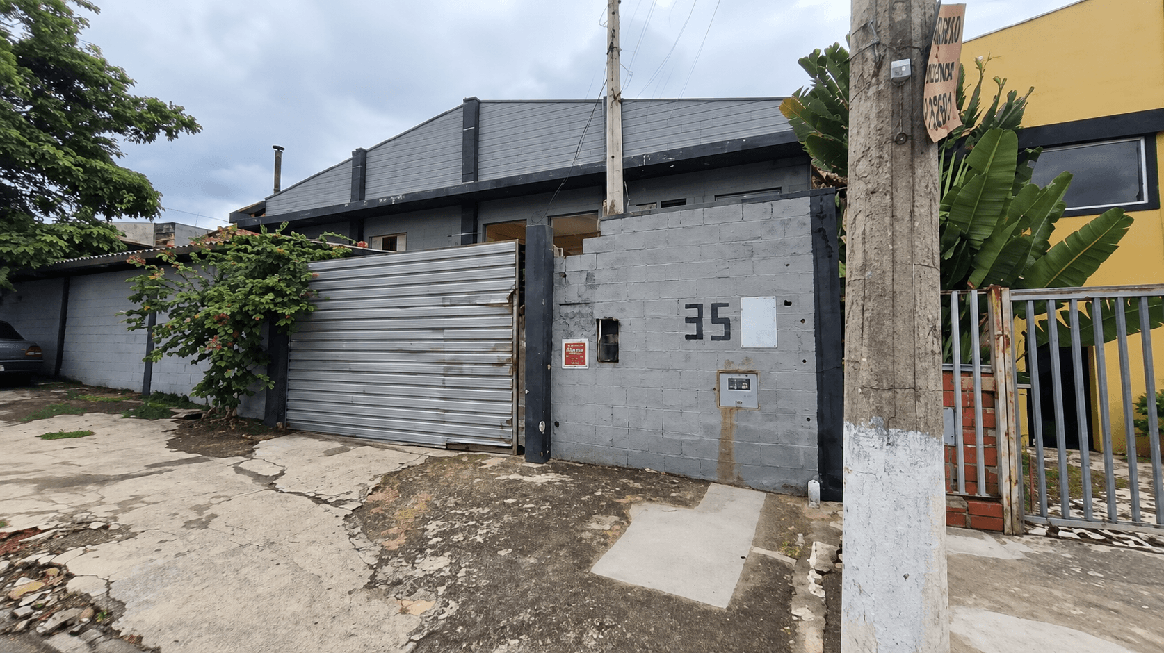 Foto 12 de 15: Comercial em leilão em Campinas - SP, bairro Cidade Satélite Íris — LOTE 1: Terreno de 2.400m² com galpões - Cid. Satélite Íris CAMPINAS SP