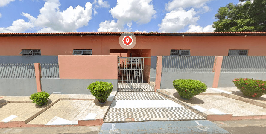 Comercial em leilão em São Pedro Do Piauí - PI — LOTE 1: Prédio com 2.100 m² - São Pedro do Piauí - (02) SÃO PEDRO DO PIAUÍ PI