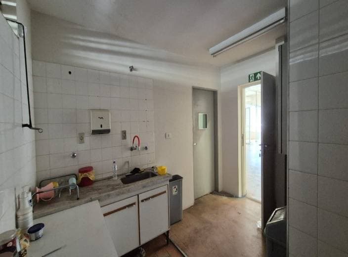 Foto 11 de 11: Comercial em leilão em Oscar Bressane - SP, bairro Centro — LOTE 13: Ex-agência, Padrão, 0 vaga(s) de garagem OSCAR BRESSANE SP