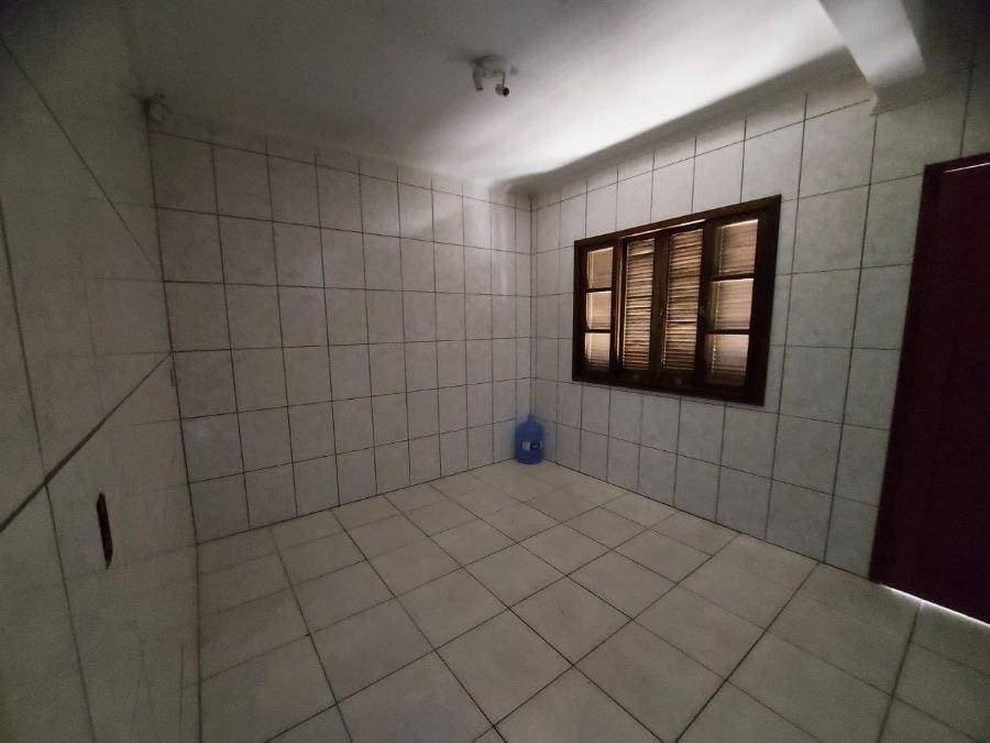 Foto 11 de 36: Casa em leilão em Canoas - RS — LOTE 19: Casa, Padrão, 3 vaga(s) de garagem CANOAS RS