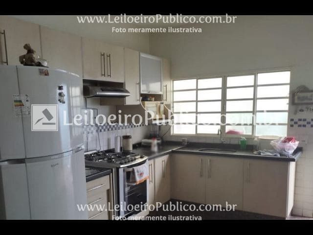 Foto 10 de 25: Terreno em leilão em Várzea Grande - MT — VÁRZEA GRANDE (MT): IMÓVEL 168,00 m²