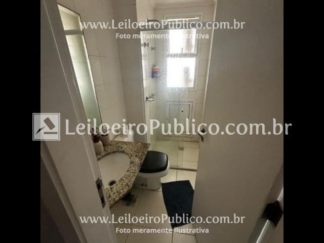 Foto 23 de 31: Apartamento em leilão em São José - SC, bairro Serraria — SÃO JOSÉ (SC): APTO. COM VAGA DE GARAGEM 207,26 m²