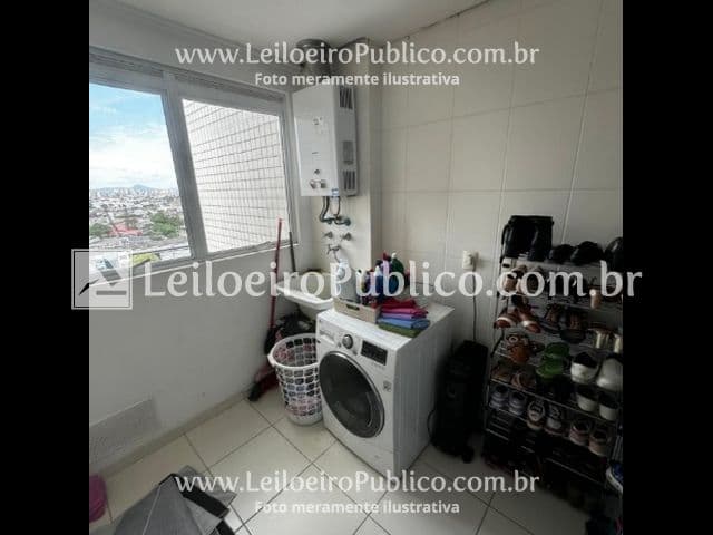 Foto 2 de 31: Apartamento em leilão em São José - SC, bairro Serraria — SÃO JOSÉ (SC): APTO. COM VAGA DE GARAGEM 207,26 m²