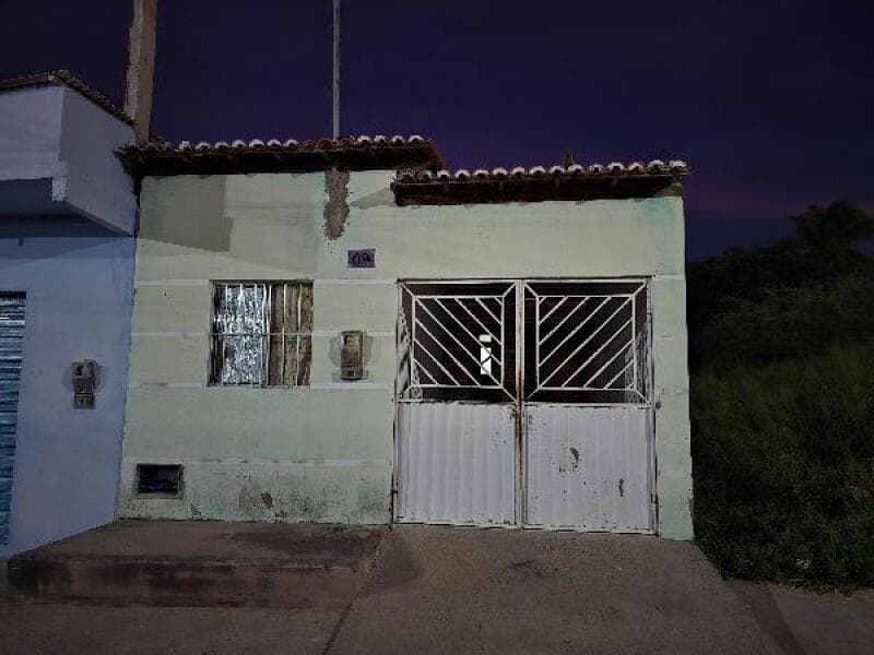 Casa em leilão em Iaçu - BA — LOTE 034 [8444414146698] CASA 63,65M² - IAÇU/BA
